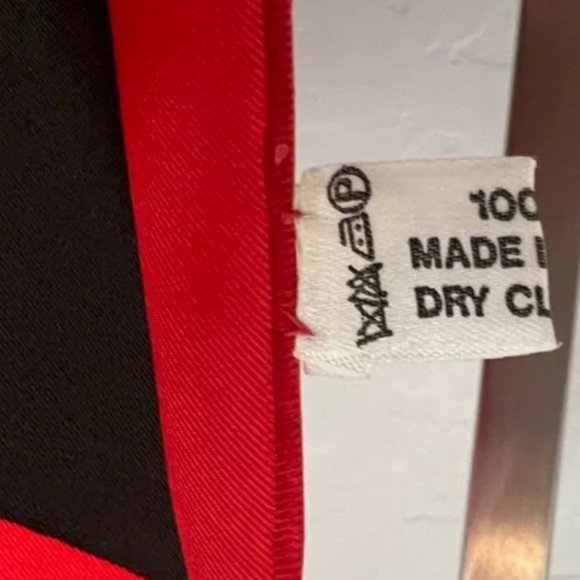 NWOT CARTIER Must de Cartier 100% Silk Scarf Jewelry Motif 32” x 32” - Picture 9 of 13